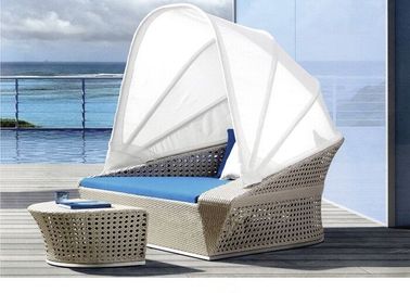 Half Oval Style PE Rattan Sun Bed Patio Furniture Chaise Lounge With Canopy
